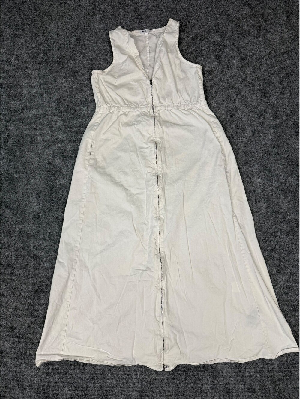 Area Stars white sleeveless maxi dress - Picture 2 of 14